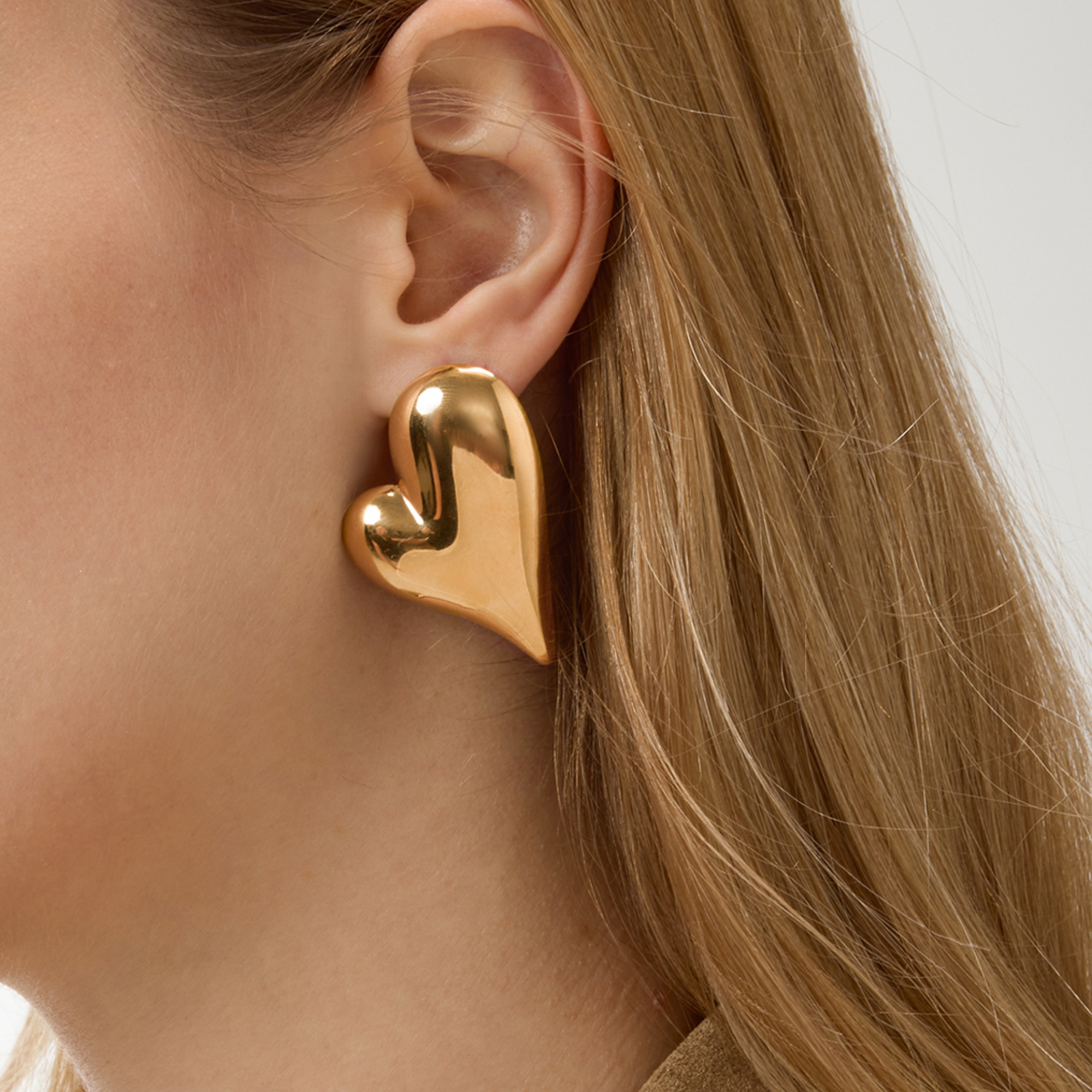 Pre-Order: Polished Heart Studs