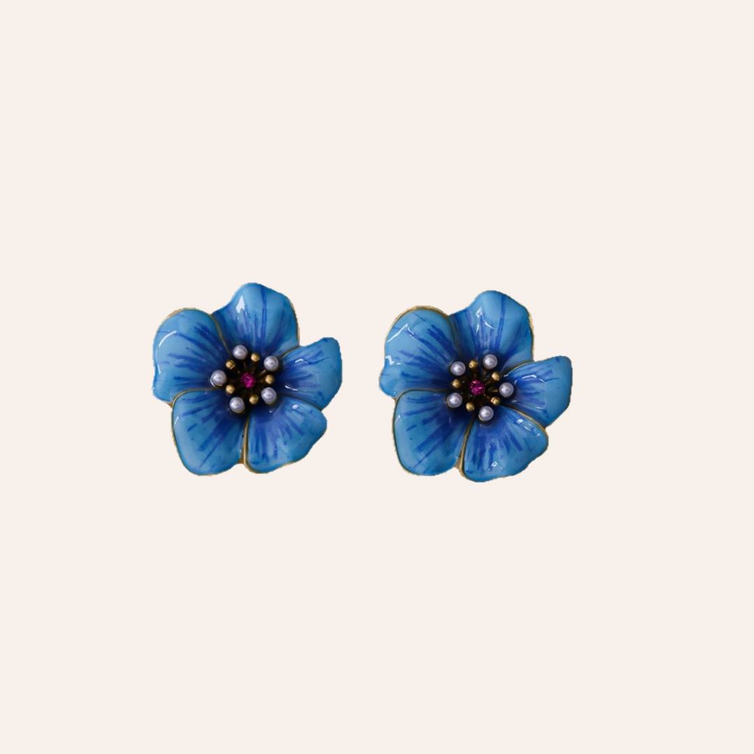 Ana Stud Flower