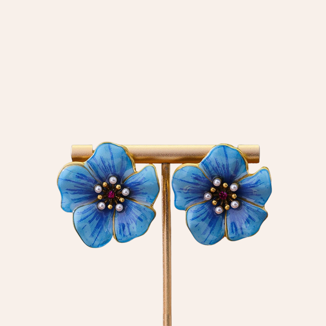Ana Stud Flower