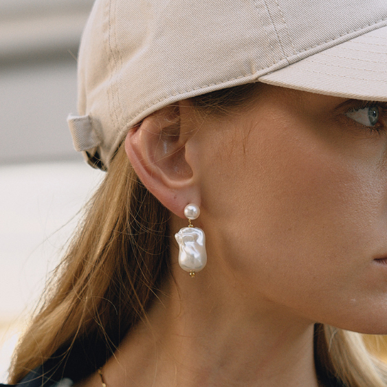 PreOrder: Pearl Girl