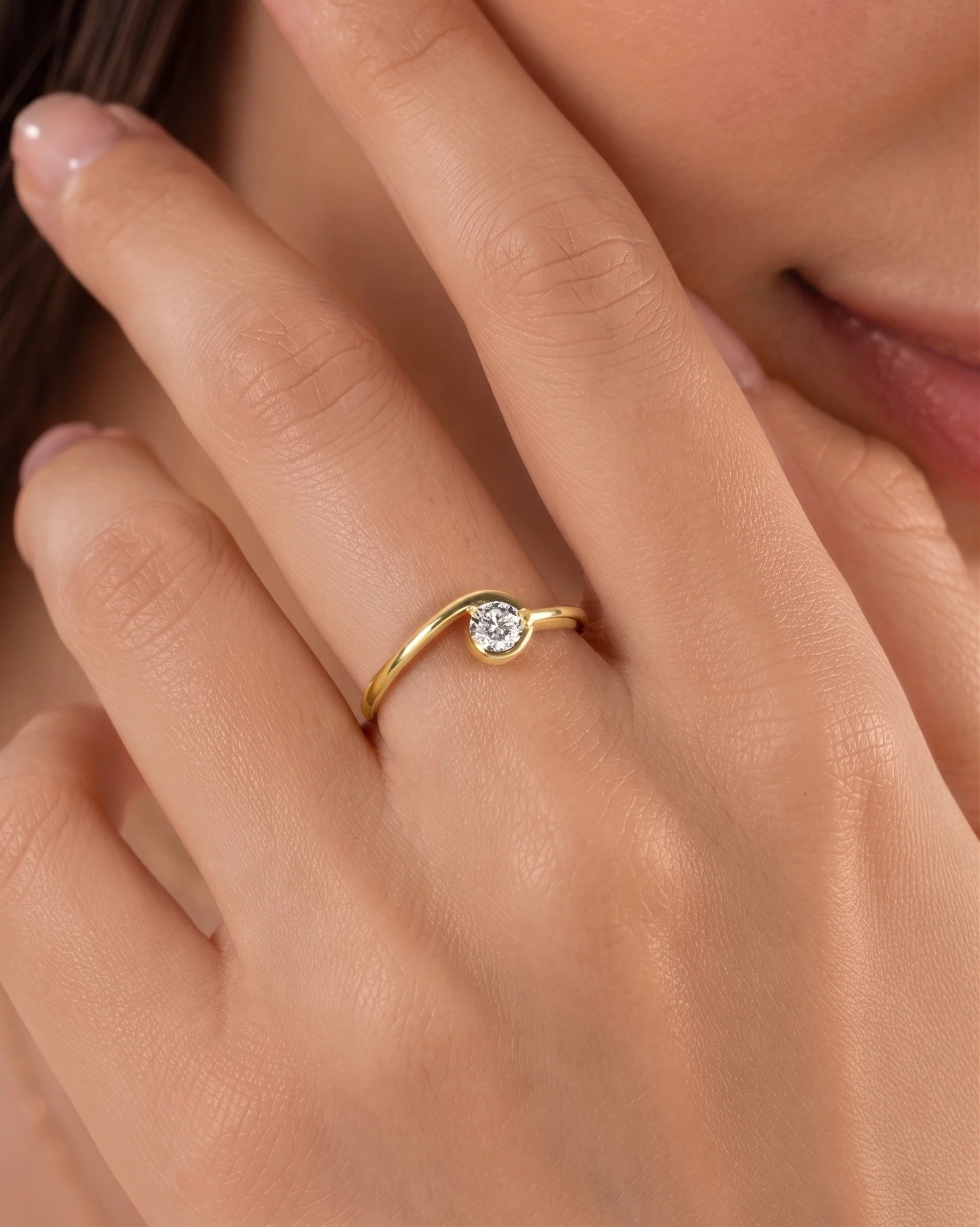 Round Half Bezel Wrap Ring
