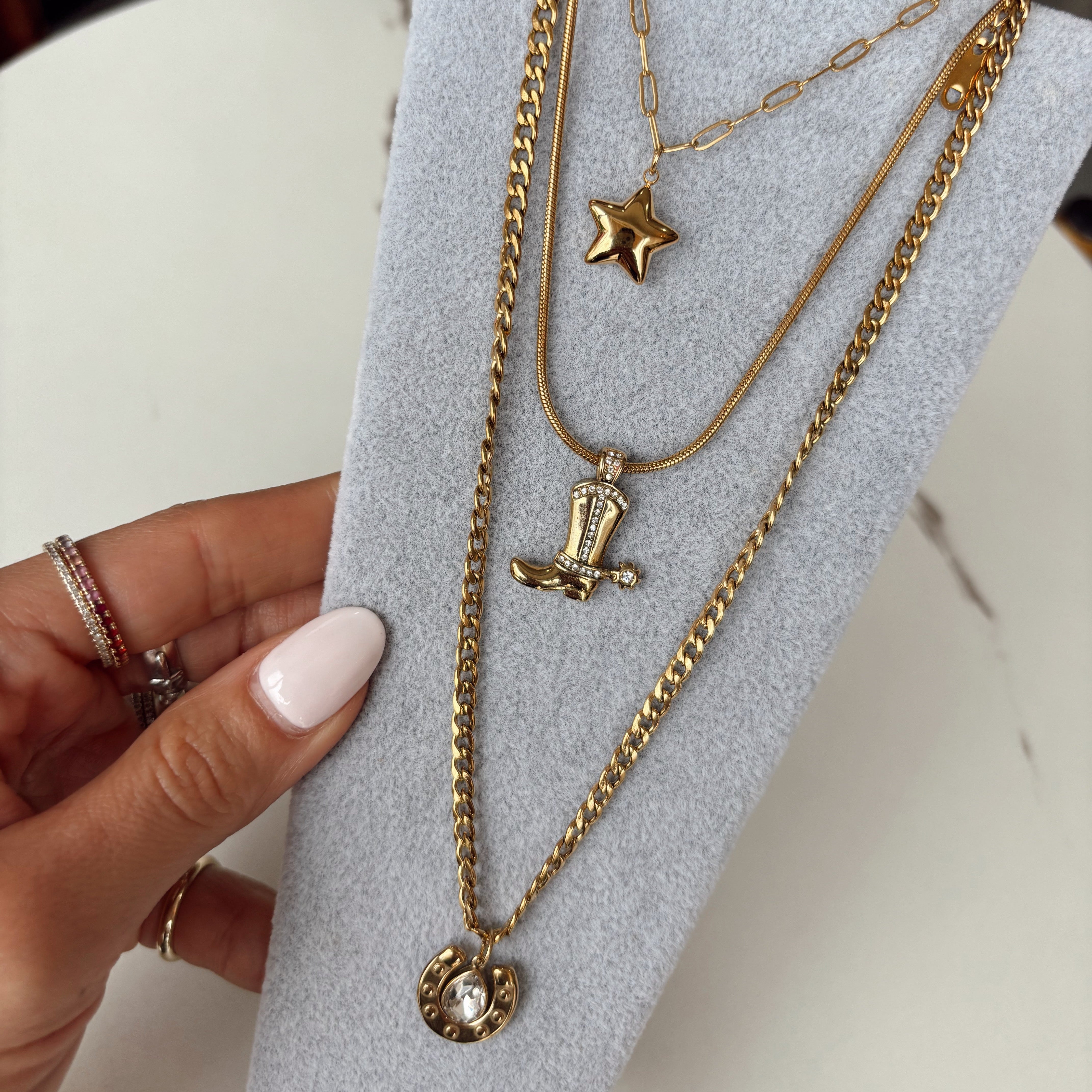single charm chains